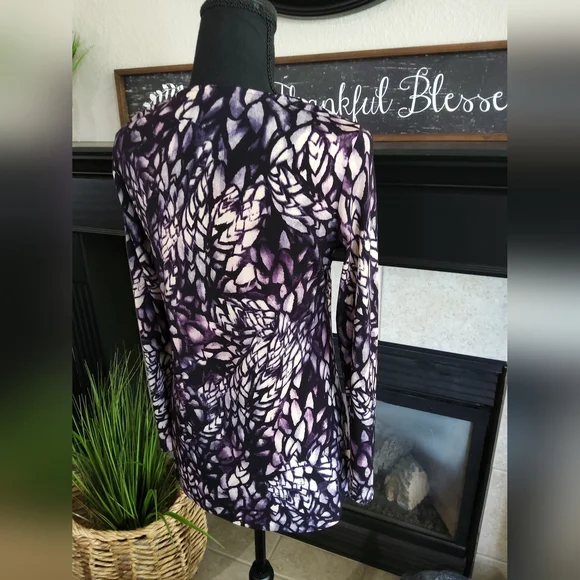 Chico`s Ladies Tunic Top - Picture 7 of 9